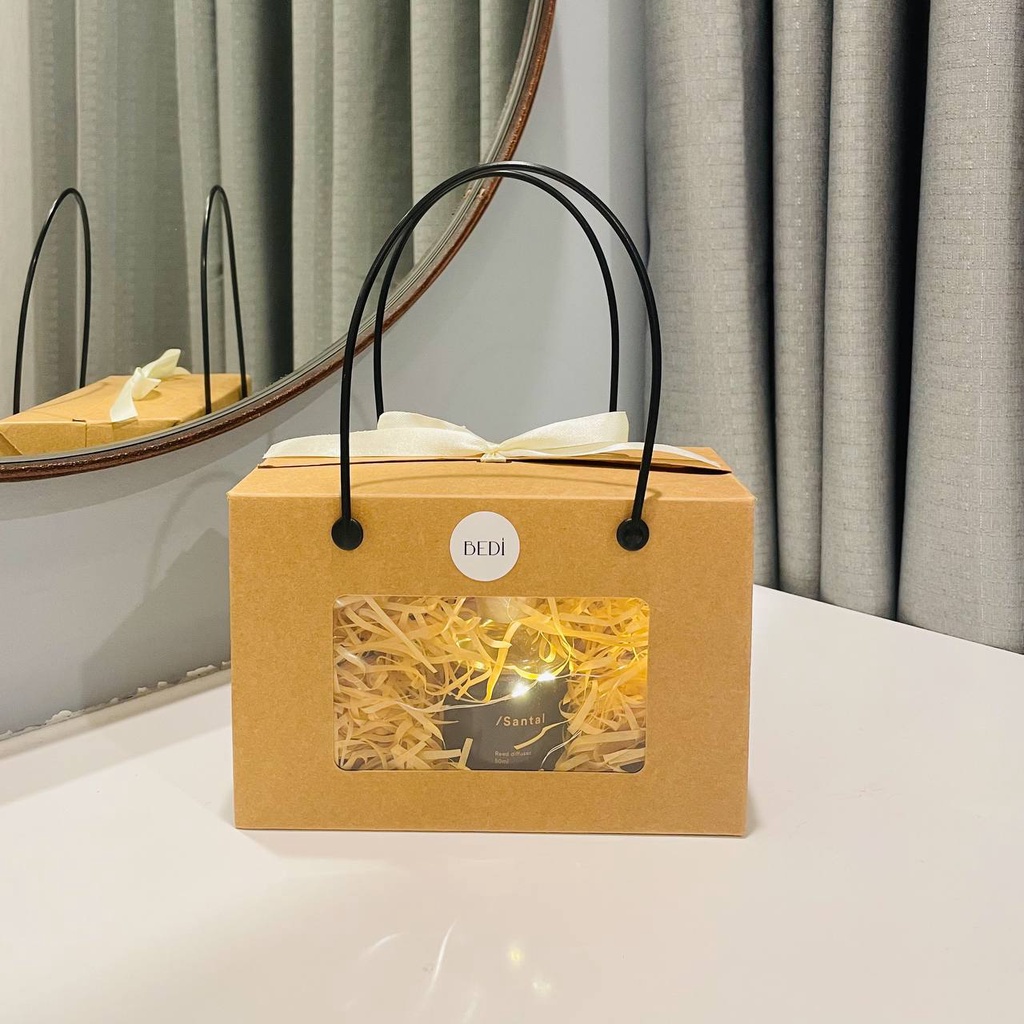 Set quà Giáng sinh có quai xách tiện lợi