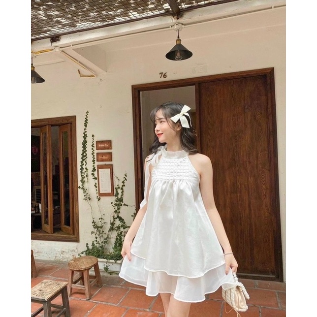 Set áo yếm cột nơ cổ trắng , chân váy cùng màu chất voan mịn 2 lớp midushop88