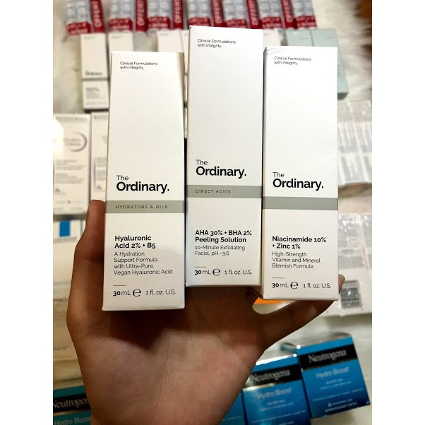 The Ordinary Hyaluronic Acid 2% + B5 - Serum cấp nước và phục hồi da