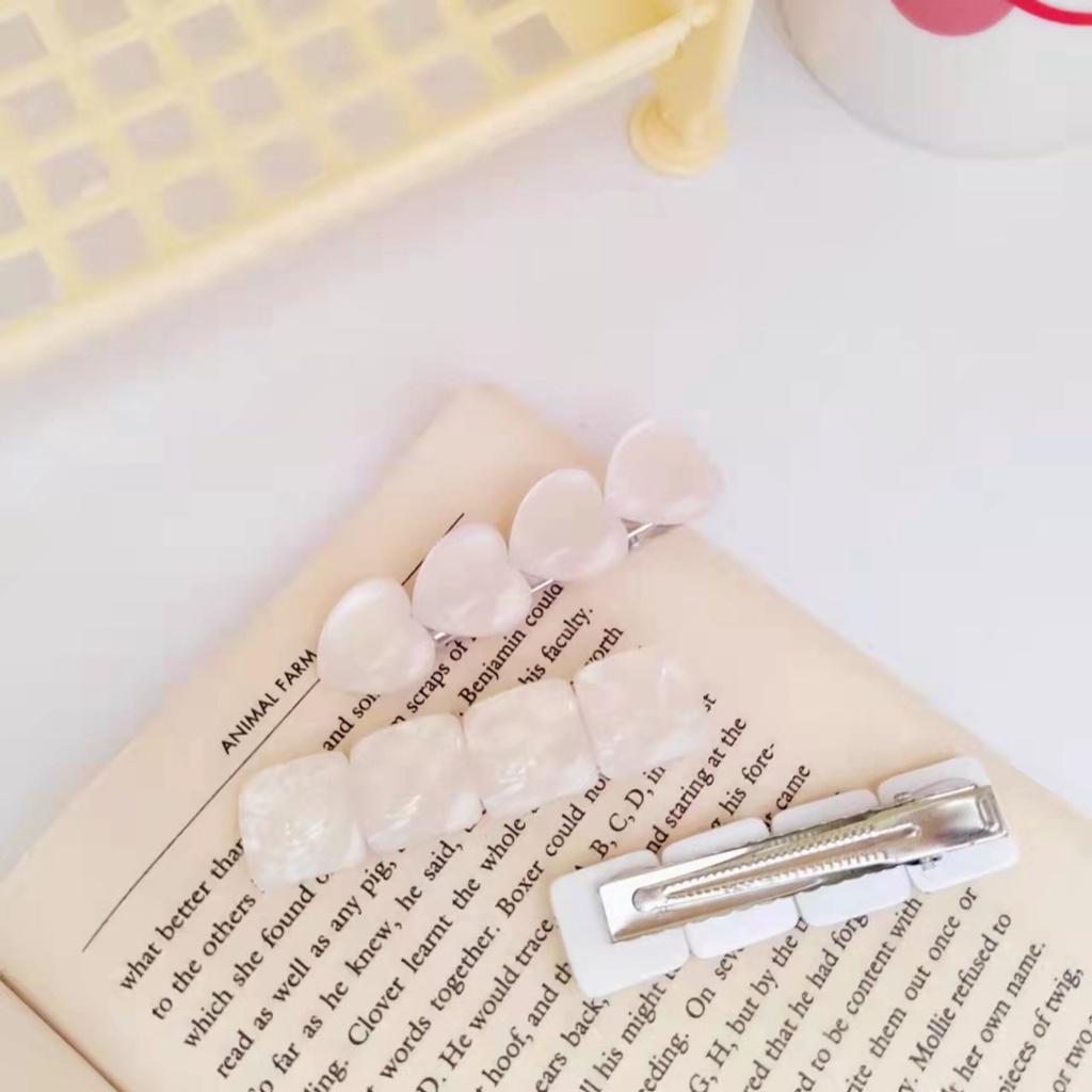 KẸP TÓC MÁI ĐÍNH ĐÁ OPAL NHÂN TẠO TRẮNG TRONG SUỐT HÌNH VUÔNG VÀ TRÁI TIM ĐƠN GIẢN ĐỘC ĐÁO