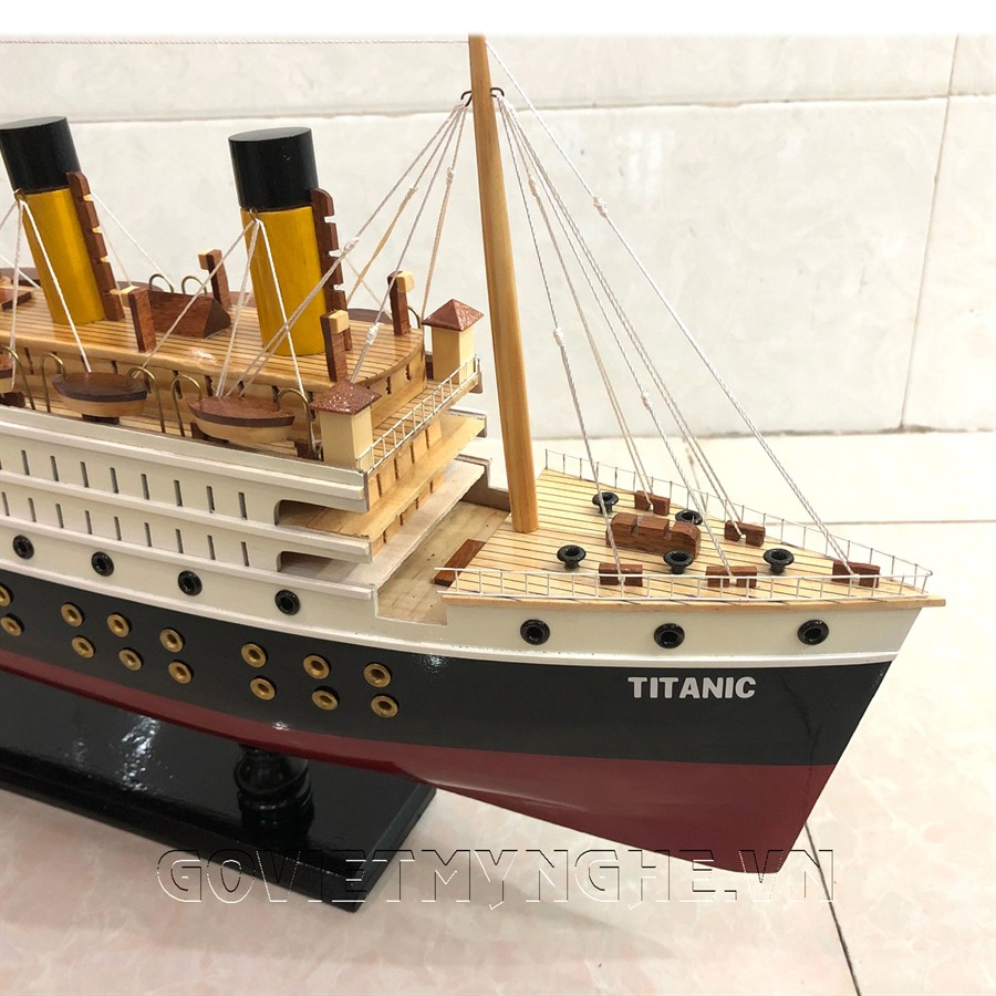 Mô hình tàu Titanic tàu gỗ trang trí tàu Titanic mô hình bằng gỗ - Gỗ sơn màu - Thân tàu dài 60cm