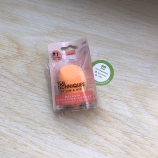 Bông mút trang điểm Real Techniques By Sam & Nic Miracle Complexion Sponge