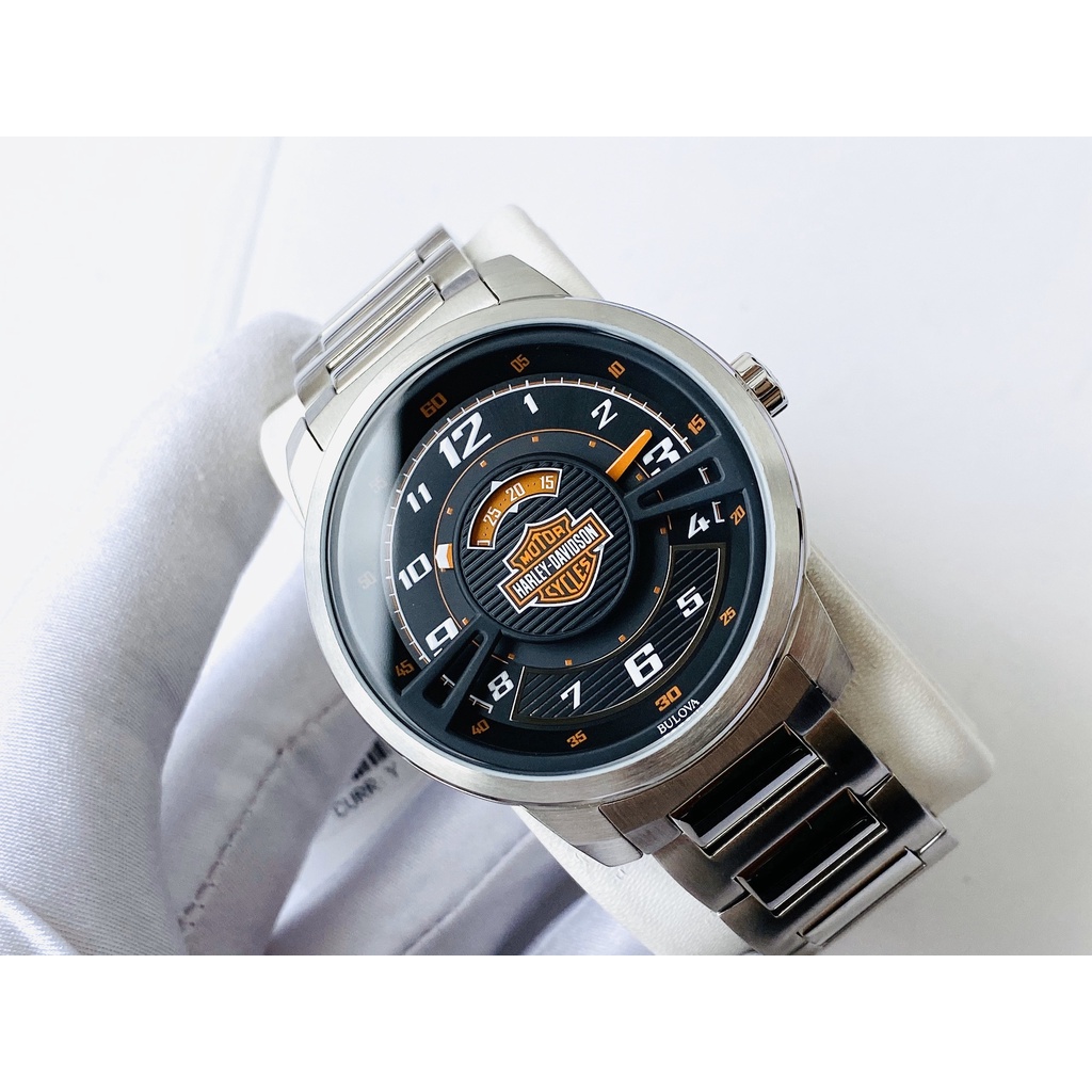 Đồng hồ nam BULOVA HARLEY-DAVIDSON MEN'S WATCH thiết kế thanh lịch.