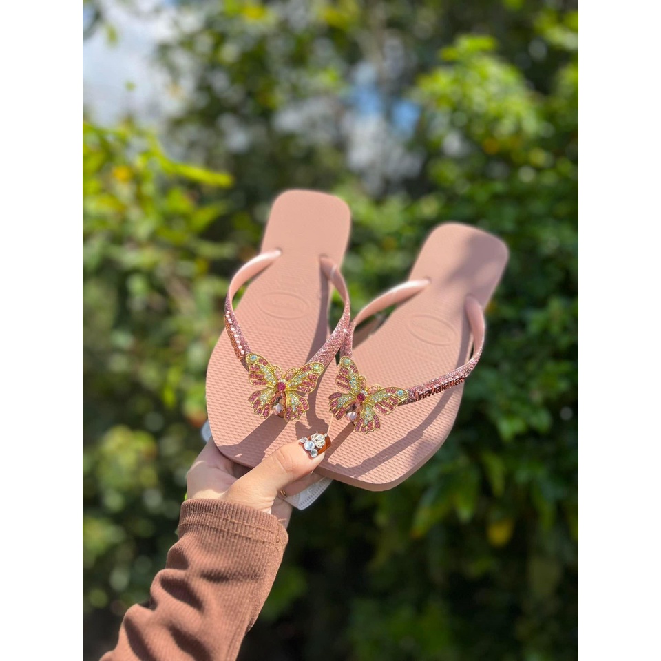 DÉP HAVAI HỒNG NUDE KÈM CHARM
