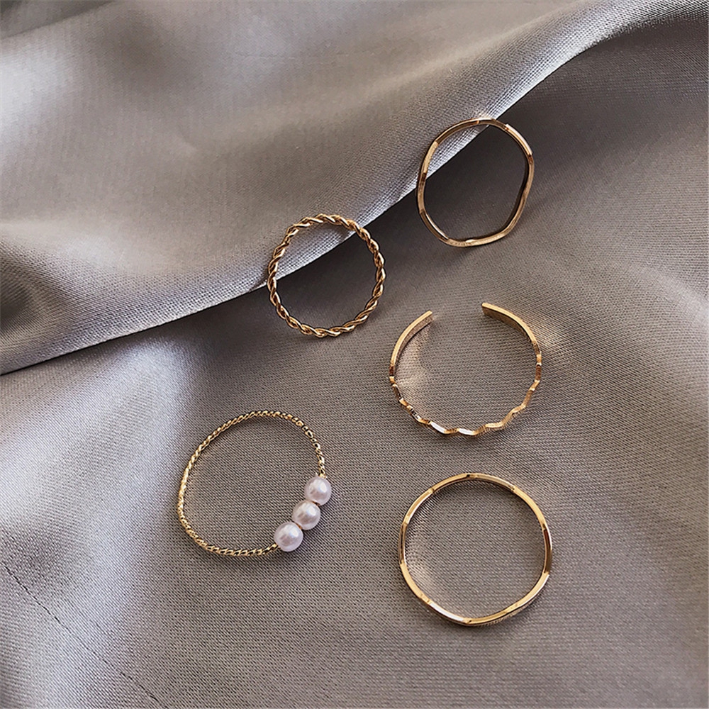 Set of 5 Korean fashion pearl rings for women