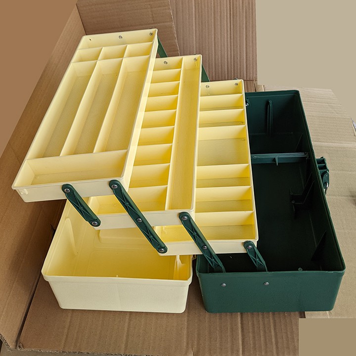 Hộp dụng cụ, thùng đựng đồ nghề 3 tầng xếp gọn, nắp màu kem, khóa cài, quai xách. Vách ngăn cố định. 41x20x20cm.