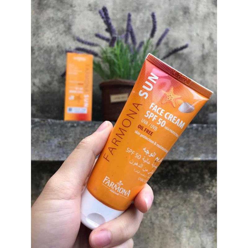 Kem Chống Nắng Farmona Sun Oil SPF 50 Dành Cho Da Dầu. Da Nhạy Cảm