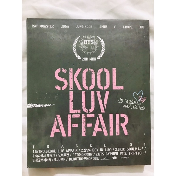 Album ảnh BTS SKOOL LOV AFFAIR