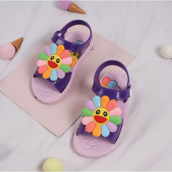 Sandal nhựa hoa cho bé gái - Hàng Quảng châu
