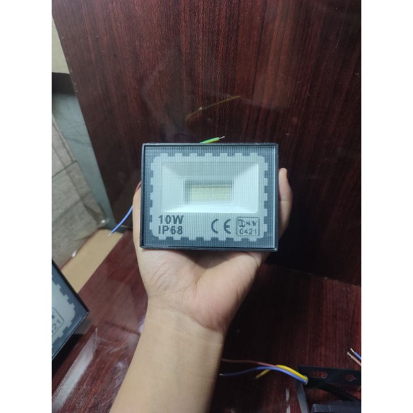 Đèn Pha Led Siêu Sáng 10W/20W/30W Chuyên Lắp Đặt Ngoài Trời, Chống Nước IP66