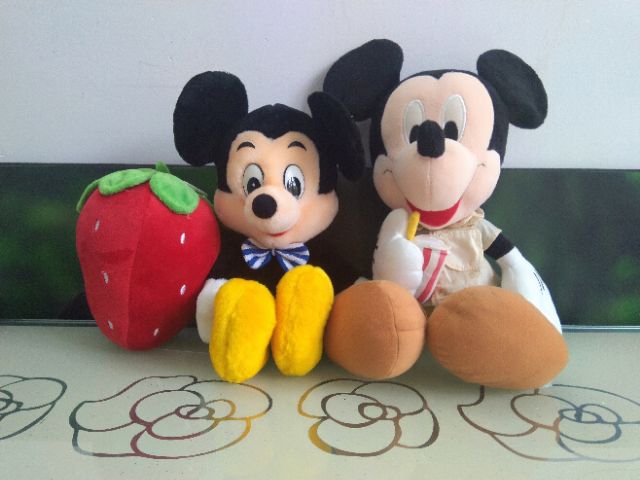 Gấu bông Mickey