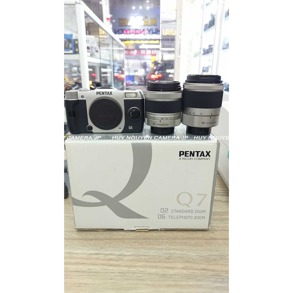 COMBO MÁY ẢNH PENTAX Q7 + LENS 5 15 F2.8-4.5 + LENS 15 45 F2.8 FULLBOX, PENTAX Q7 + LENS 8.5 F1.9, PENTAX Q + LENS 8.5 F