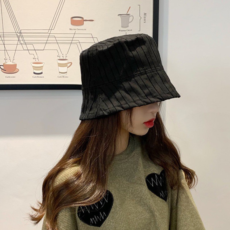 Mũ Bucket Hoạ Tiết Kẻ Sọc Nhiều Màu Sắc Thiết Kế Trẻ Trung Năng Động