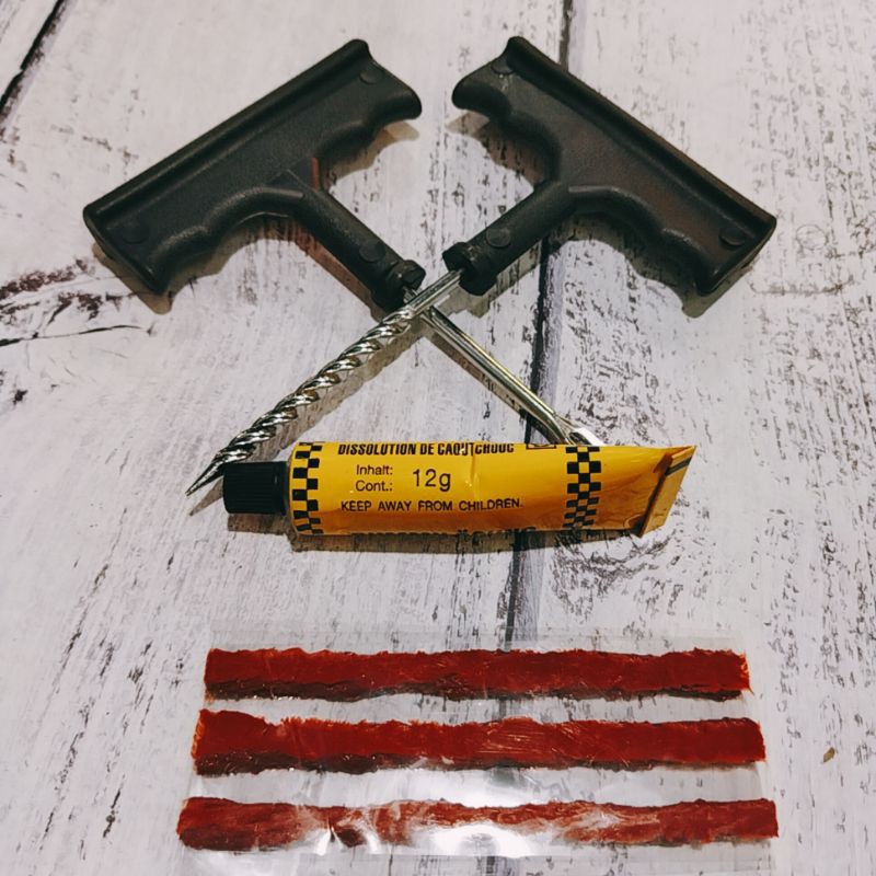 Bộ keo và cây giá lụi dành cho xe sử dụng vỏ không ruột Tặng kèm keo và 3 cây cao su vá