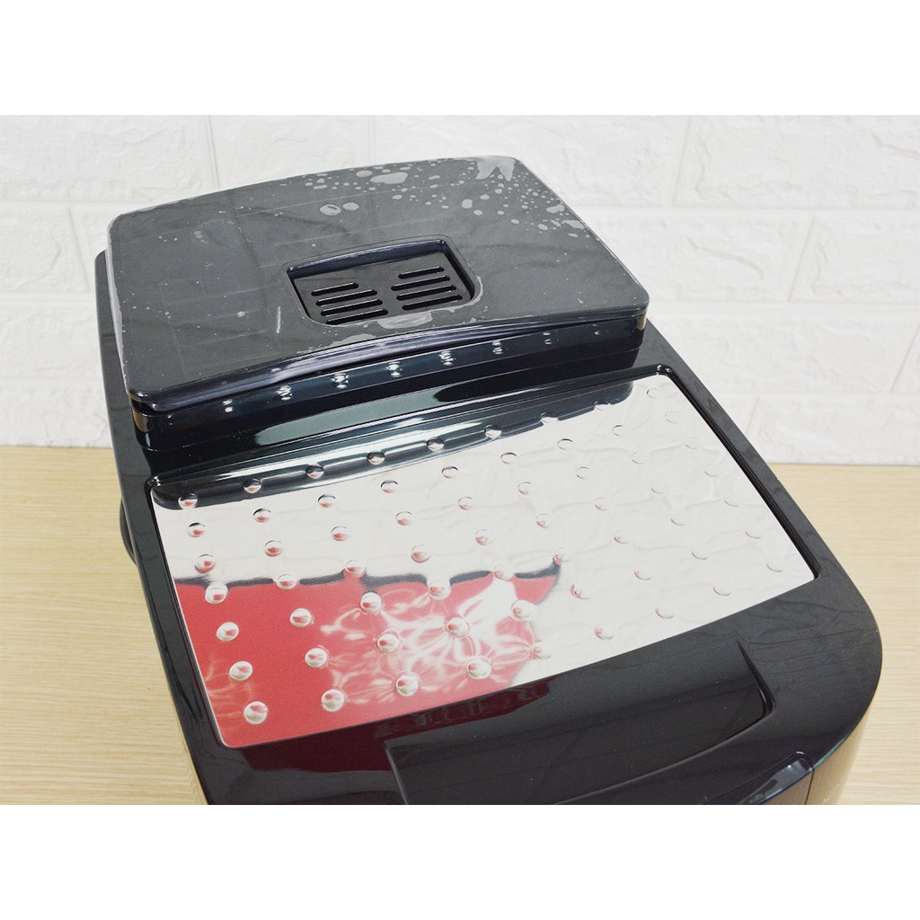 Máy Pha Cà Phê Delonghi ECAM 22.110B