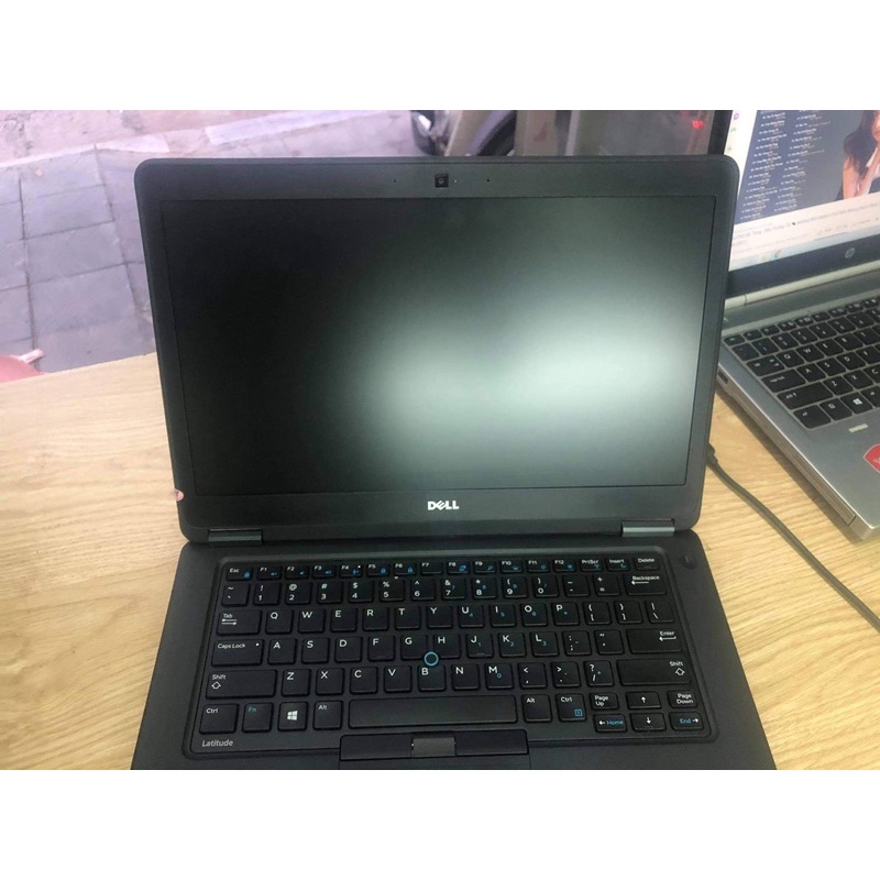 Dell 7450 Core i5-5300U Ram 4gb ssd 128 màn fui hd vga | BigBuy360 - bigbuy360.vn