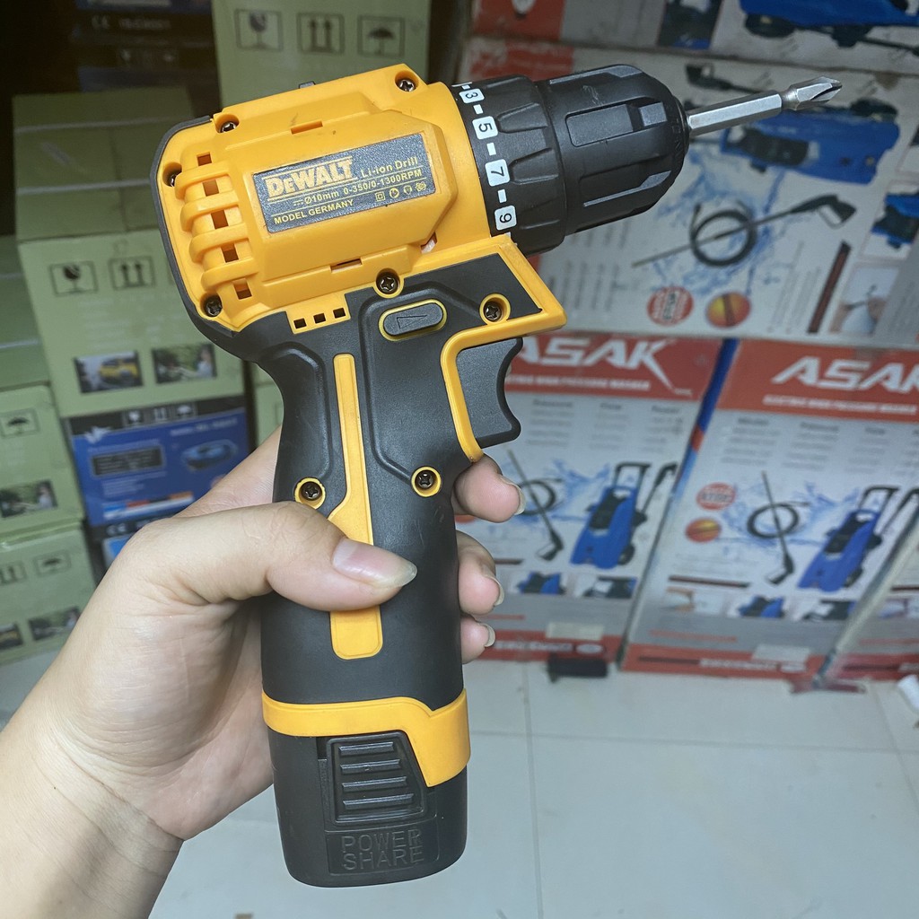 {HÀNG SẴN} Máy Khoan pin dewalt 4 cell 18v ,không chổi than thương hiệu USA Bảo hành body 6 tháng