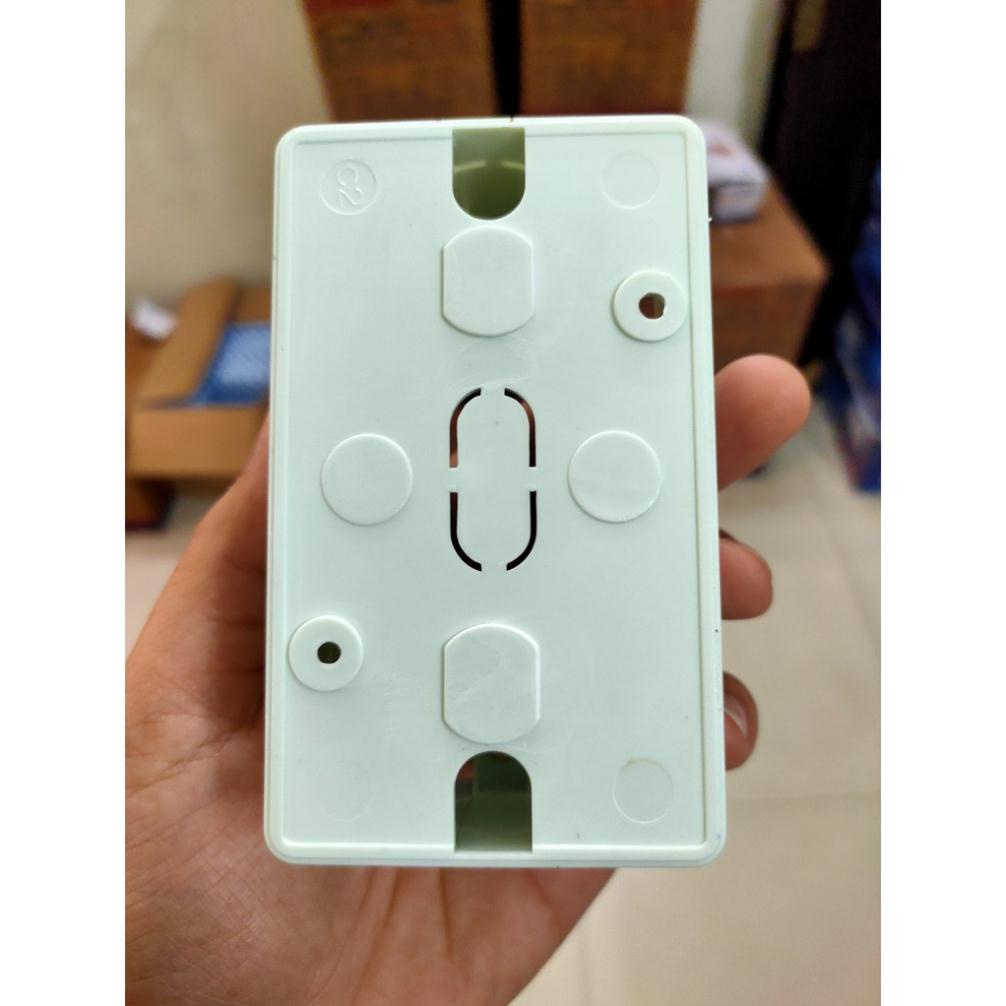 Đế âm đơn chống cháy dùng cho mặt chữ nhật SINO S2157