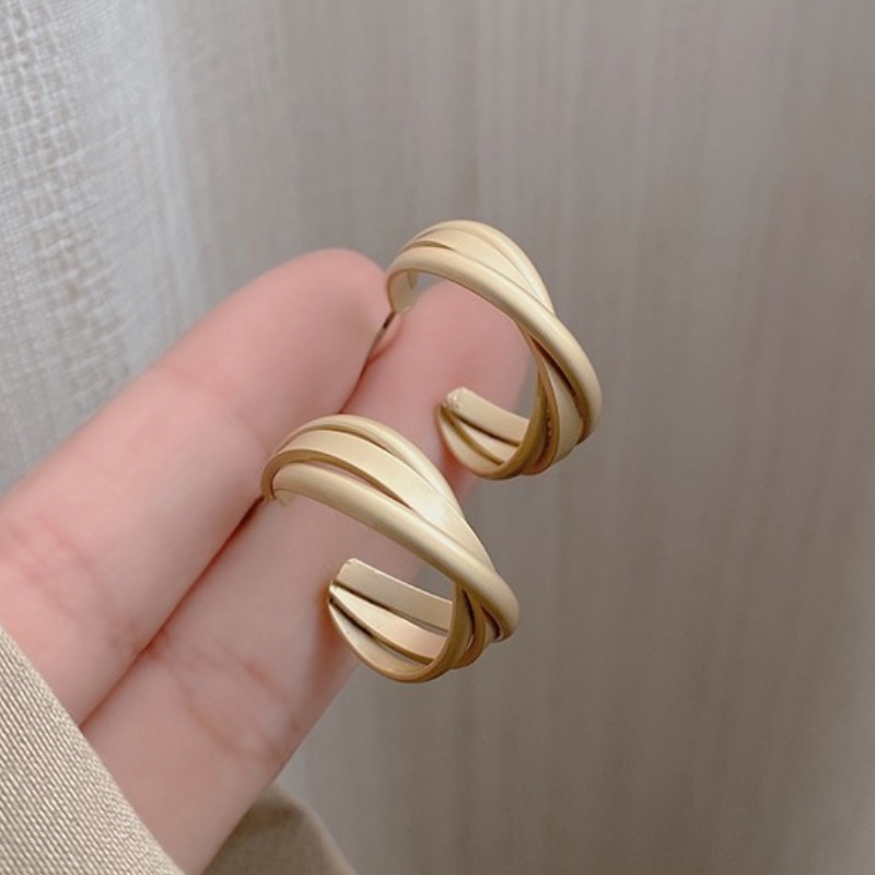 Khuyên Tai Vàng Kiểu Dáng Thời Trang Thanh Lịch Phong Cách Hàn Quốc