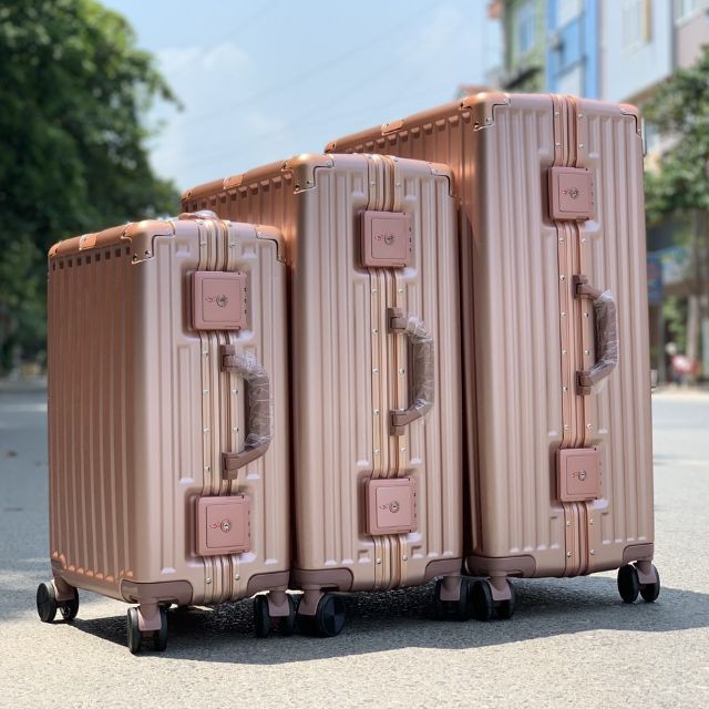  Vali khóa sập khung nhôm rimowa mẫu mới nhất 2019 size 28ing2019
