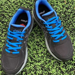 Giày thể thao chính hãng