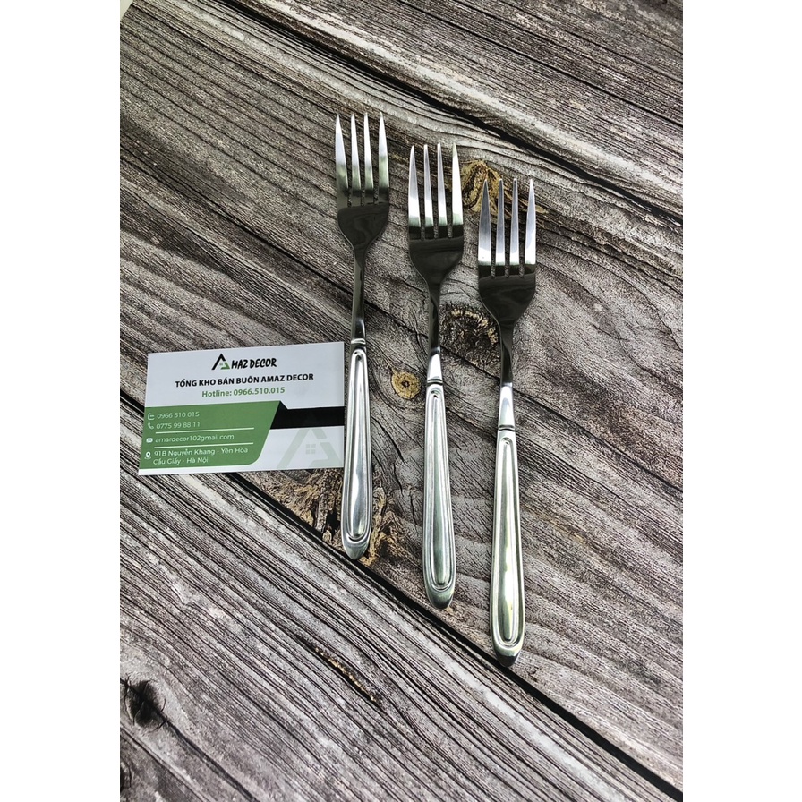 Dĩa inox 8823 bít tết đồ Âu kiểu dáng sang trọng mang phong cách hiện đại dày bền đẹp tiện lợi