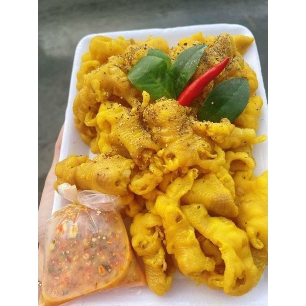 CHÂN GÀ RÚT XƯƠNG Ủ MUỐI khay 500gr