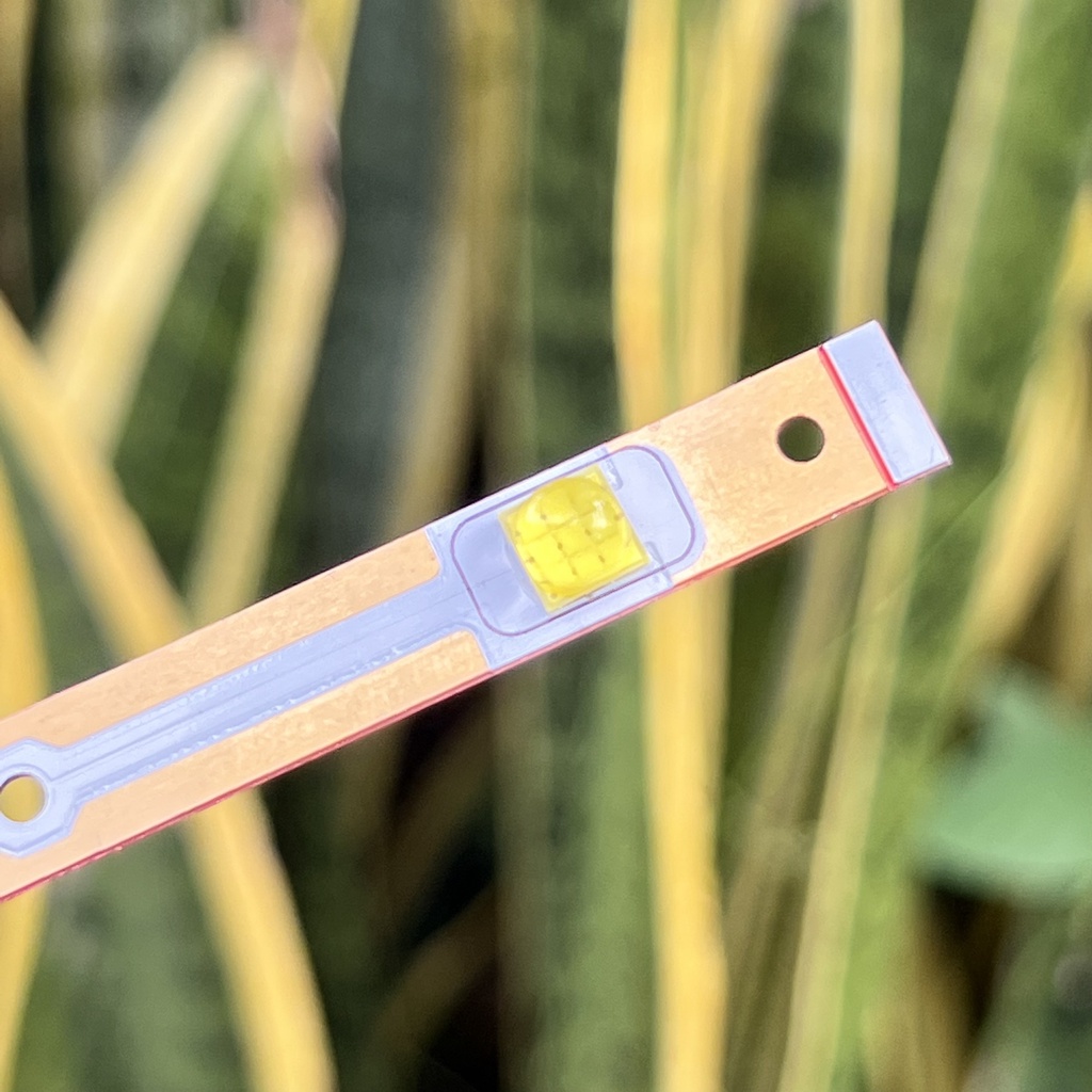 Bảng đèn led lắp Ô tô 9V 30W 2 chip XHP 50 đế tản nhiệt đồng - Hàng sả kho nhà máy
