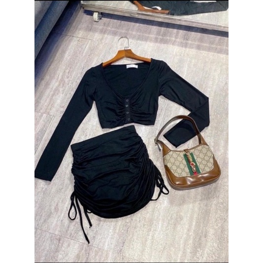 Áo croptop nhún ngực tay dài phối nút chất thun Lụa mềm mịn Cam Kết Hàng Y Hình Kèm Ảnh Thật Chính Chủ