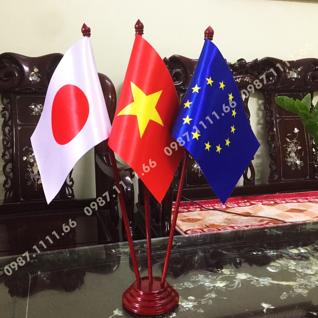 Cờ Để Bàn Gỗ 3 nước Việt Nam - Nhật Bản - EU