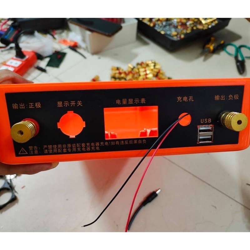 Cọc đồng nguyên chất 1 cặp đen đỏ M8