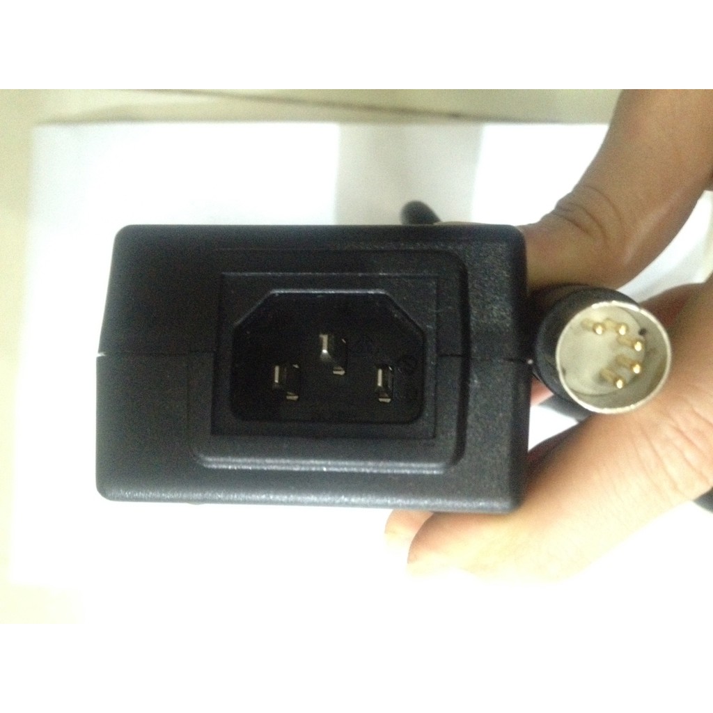 Adapter nguồn Elpac FWB100012A 12V 8.3A 100W 5 pin