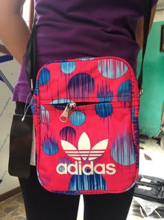 Túi đeo chéo adidas 