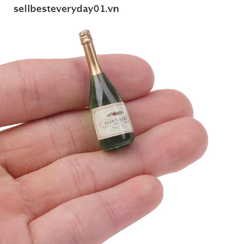 Set 2 Chai Rượu Champagne Mini Tỉ Lệ 1 / 12 Dùng Để Trang Trí Nhà Búp Bê