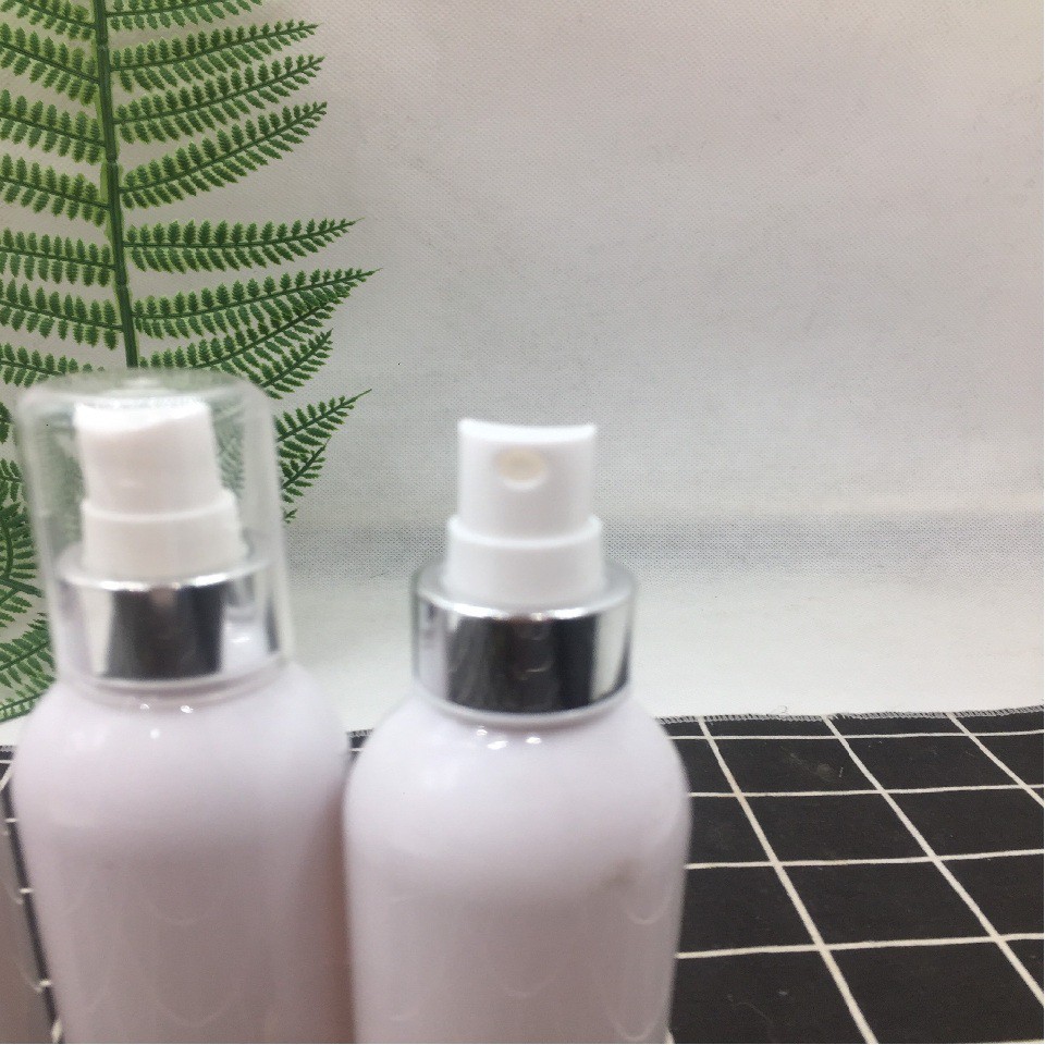 Tinh dầu xả đuổi muỗi, khử mùi hôi ô tô, diệt khuẩn - Chai xịt 200ml tiện lợi