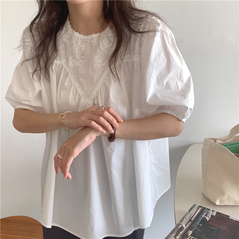 Áo Nữ Tay Ngắn Phối Ren Phong Cách Hàn Quốc 43056