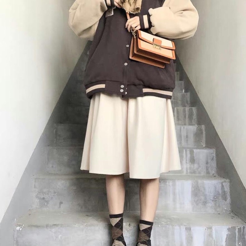 ÁO BOMBER loại dày - áo khoác nam nữ trẻ trung màu nâu viền màu be đóng cúc