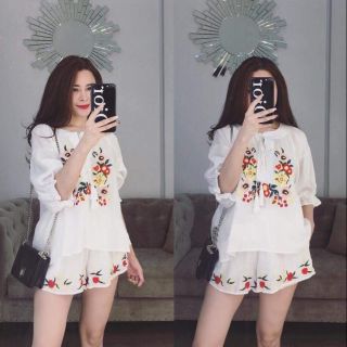 Sét đũi thêu hoa
