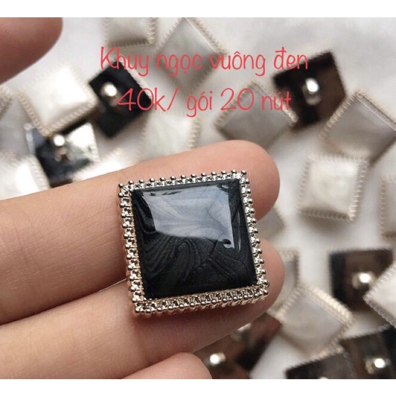 Khuy vuông 2.1cm (Gói 20 cái )