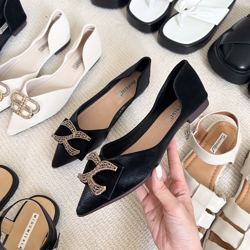 SORAMI.SHOES-Bệt khoét eo đá chữ HOT HIT xinh xắn thời trang nữ tính