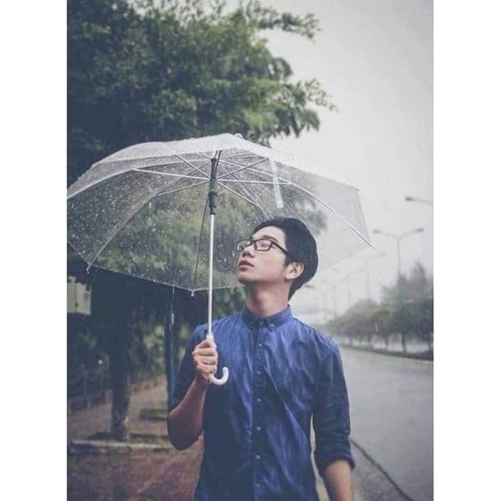 Dù trong suốt