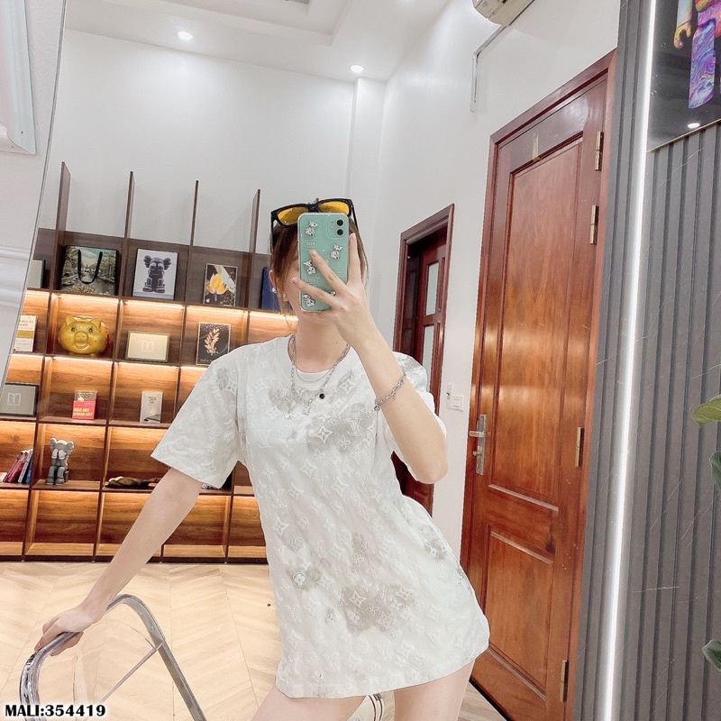 áo phông nam cổ tròn dập nổi chữ LOUISVUITTO.N hàng S.C hot 2022!____3698