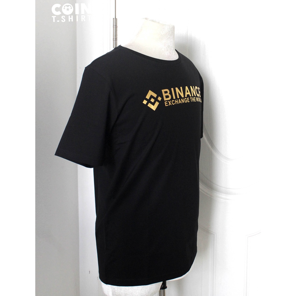 BINANCE màu nhũ vàng., Bitcoin
