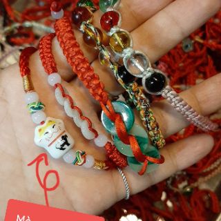Dây đỏ may mắn