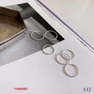 Nhẫn xoắn bạc ta