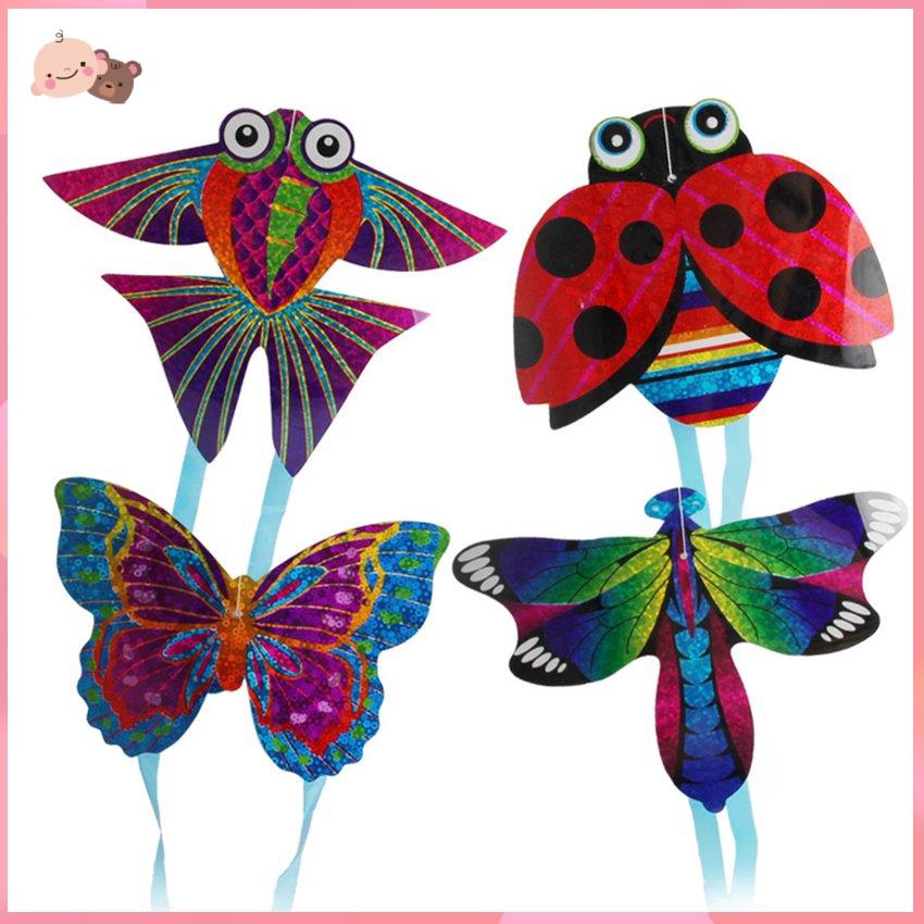 Con diều đồ chơi màu sắc xinh xắn dành cho trẻ em