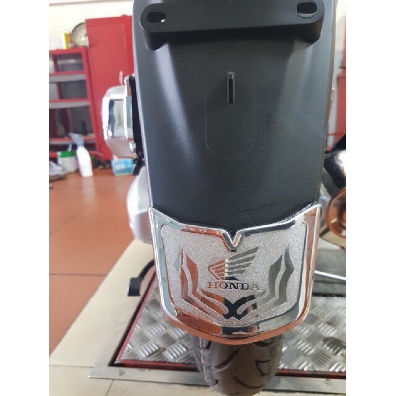 trang trí bọc mỏ,đuôi sh mode crom 2019-2014