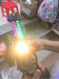 Súng  đồ chơi trẻ Em mẫu mới ạ