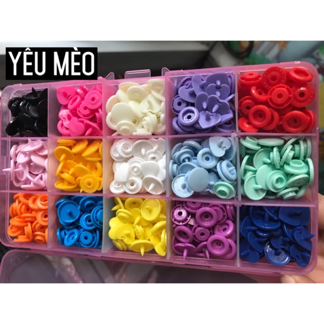 Cúc nhựa bấm 4 chi tiết Kam trái tim 38k/50 bộ size 1,2 cm