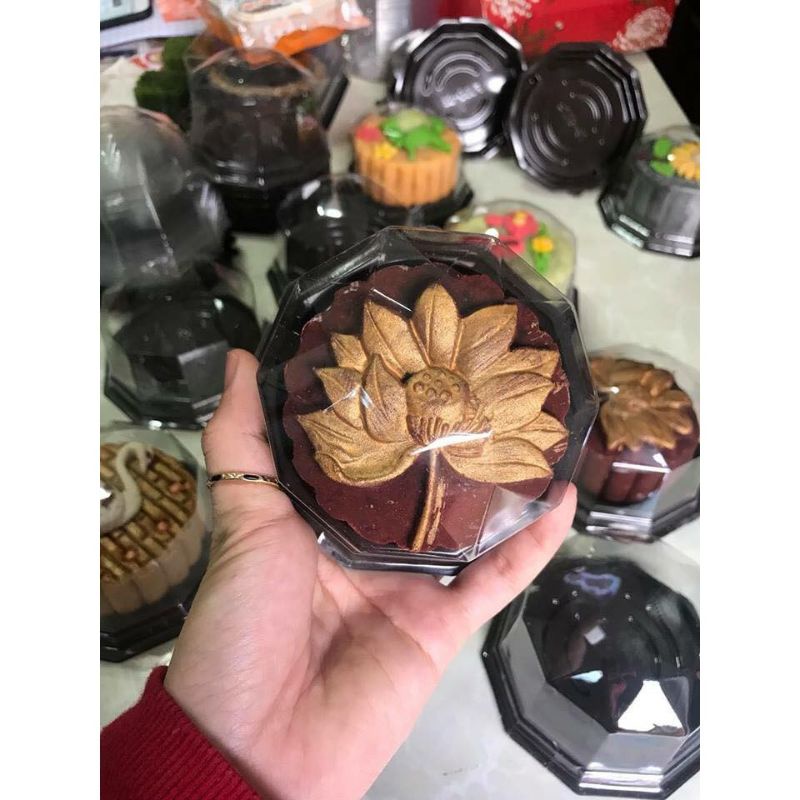 Hộp pet kim cương 1 bánh 150g 50 cái